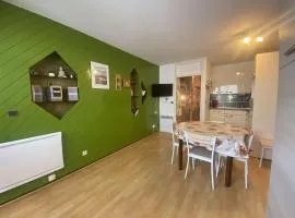 Appartement Gourette, 1 pièce, 6 personnes - FR-1-400-127