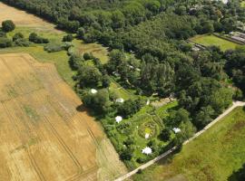 Moat Island Glamping，位于诺里奇的露营地