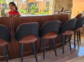 Golden Hotel By Trend