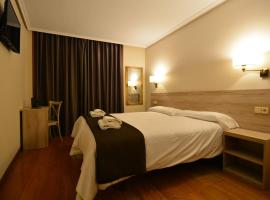 Hotel Rooms Ducay，位于奥利特的酒店