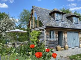 Oak Barn in the Cotswolds near Moreton in Marsh，位于斯托尔河畔希普斯顿的度假屋