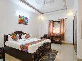 FabHotel Noida Sector 50，位于诺伊达的酒店