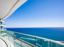 Del Mar Beachfront 3 Bedroom 'C' Residence
