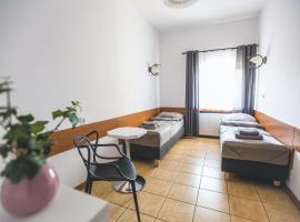 Pokoje LECH，位于古宾的酒店