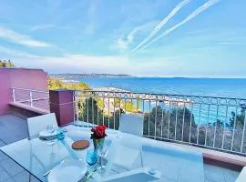 Superbe appartement vue mer dans résidence avec piscine