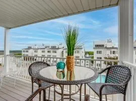 Walk to Shops and Lake Pool-View Osage Beach Unit