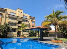 La Ropa Condo 5 min walk to the beach