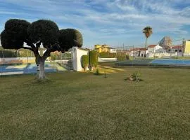 Ohana Bungalow Calpe，位于卡尔佩的简易别墅