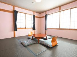 Hütte Jil Shirakabako，位于茅野的酒店