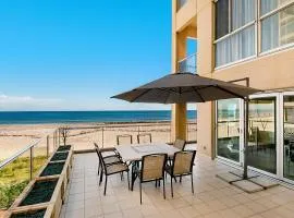 Glenelg Beachfront Luxury Apartment
