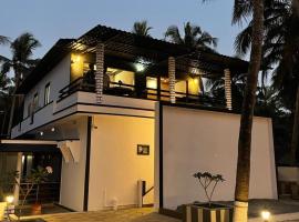 Rock n Ocean1, beach villa，位于乌杜皮的酒店