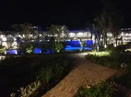 PEBBLE BEACH SIBAYA