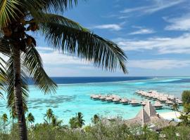 Sofitel Kia Ora Moorea Beach Resort，位于Maharepa的度假村