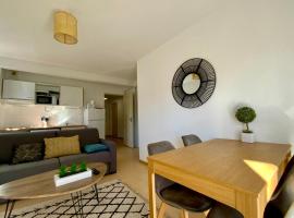 Les Naïades C06 - 2 bedrooms for 5 people !，位于阿韦恩的酒店