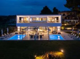 Nikiti Botanic Pool Suites