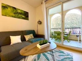 Les Naïades G34 - 2 bedrooms for 5 people !，位于阿韦恩的酒店