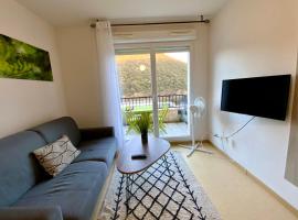 Les Naïades G36 - 2 bedrooms for 5 people !，位于阿韦恩的酒店