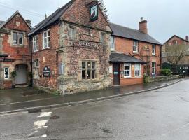 The bucks head hotel，位于彻奇斯特雷顿的酒店