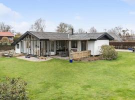 3 Bedroom Awesome Home In Slagelse，位于斯劳厄尔瑟的酒店