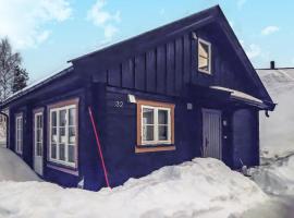 Nice Home In Kongsberg With Kitchen，位于康斯博的酒店