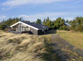 Amazing Home In Hirtshals With Sauna，位于希茨海尔斯的酒店