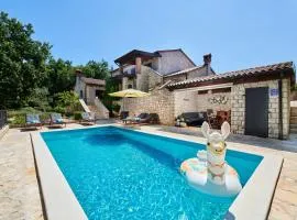 Villa Volpija for 8 people near Umag with private pool