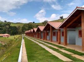 Eco Hotel Fazenda Recanto das Araras，位于伊塔佩瓦的酒店