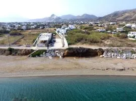 Pelagos Rooms on Gyrismata beach