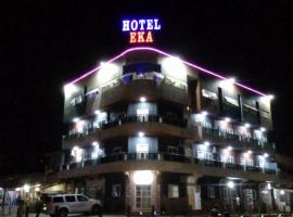EKA ELITE HOTEL，位于洛美的酒店
