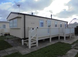 Kingfisher Mistral 6 Berth, Central Heated, Close to site exit FREE WIFI，位于英戈尔德梅尔斯的酒店