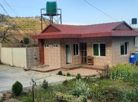Tiny Holiday Home，位于Dakshīnkāli的酒店