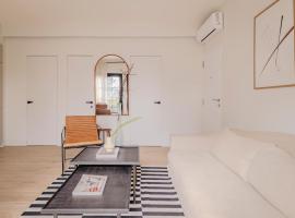 CASA HUMERA Apartamentos de diseño en Pozuelo，位于波苏埃洛-德阿拉尔孔的酒店