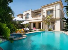 Zyra Luxury villa with pool and Jacuzzi in New Cairo
