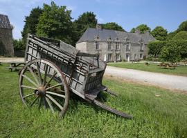 Gite du Manoir des Anoteux，位于Carneville的度假屋