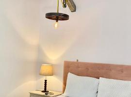 Velvet hotel centro histórico，位于圣安娜的酒店