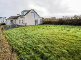 Mullally House Liscannor (Wild Atlantic Way)