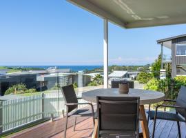 Sea&Country Kiama - Stunning Views-Relaxing-Spacious-Deck-EVC，位于凯阿玛的度假短租房