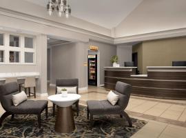 Residence Inn by Marriott Fayetteville Cross Creek，位于费耶特维尔的酒店