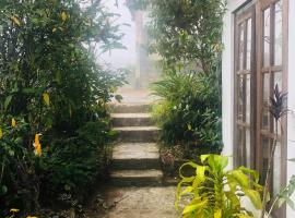LAKE AND LAKE HOMESTAY，位于努沃勒埃利耶的酒店