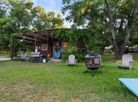 Rooster House Countryside Pecan Farm 14ac SanMarcos