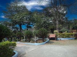 Hotel Shantinivas Maithon near Maithon Dam Boat Ghat，位于Kulti的酒店