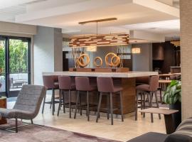 Courtyard by Marriott Portland Airport，位于波特兰的酒店