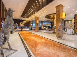 Gets Premiere Semarang，位于三宝垄的酒店