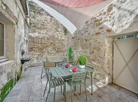 TopTip - CLiM - Terrasse - Wi-Fi -Parking gratuit en souterrain