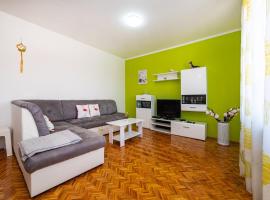 Holiday Home Villa Vesna Lux，位于扎达尔的酒店