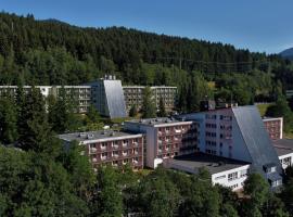 Resort Dlouhé Stráně，位于卢捷拿纳德德斯努的酒店