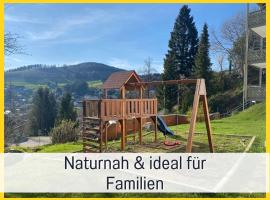 Perfekt für Familien, Spielzimmer und Sauna im Haus Wanderwege starten vor der Tür Tiefgarage E-Ladestation，位于托特瑙贝格的公寓