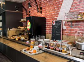 Brit Hotel La Rochelle Périgny，位于佩里尼的酒店