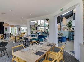 Brit Hotel Au Pays De Vitré，位于埃特雷勒的酒店