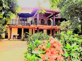 Leopard City Hostel Yala